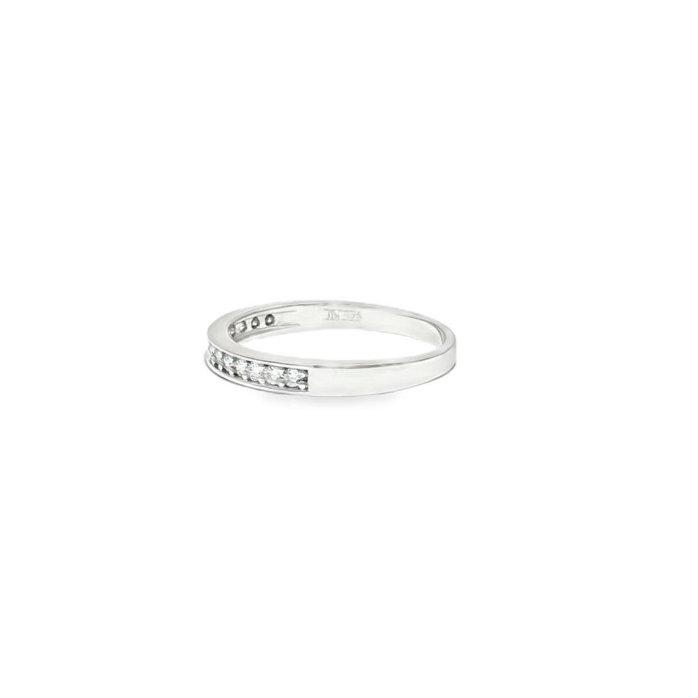 9 Karat Weißgold, halber Ewigkeit Kubikzirkonia Ring