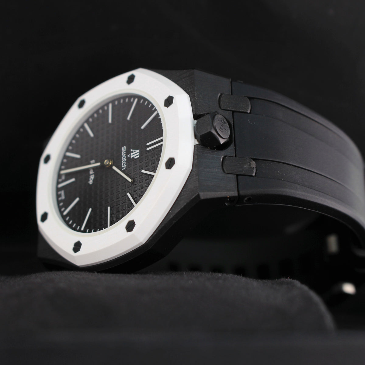 Royal Pop OCHO NEGRO low angled view showing black crown, white bezel and black strap