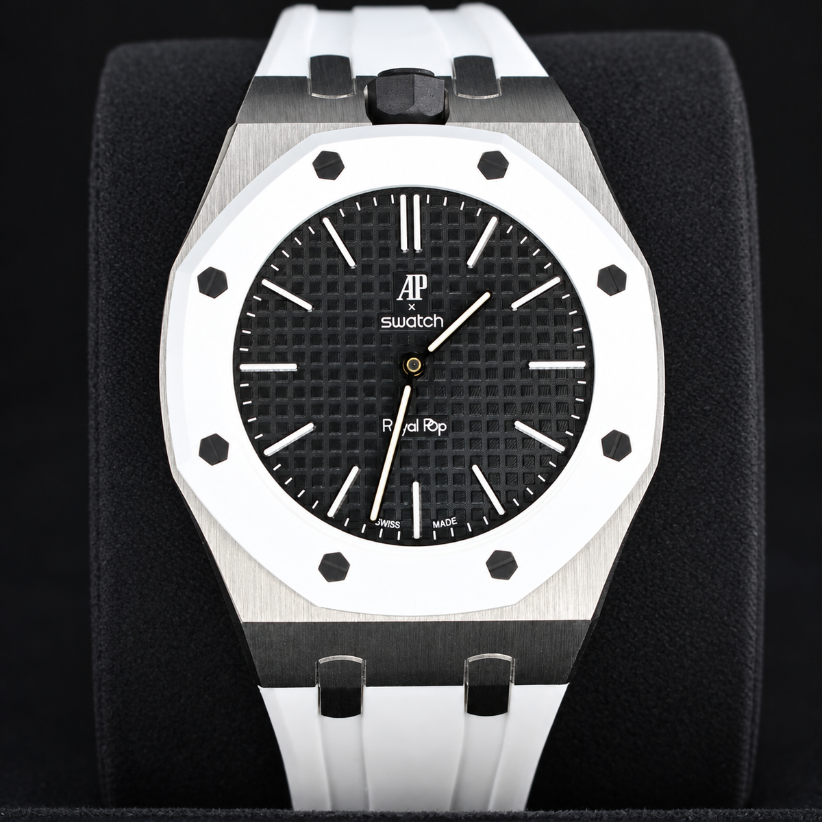Ocho Negro SSX03W101N watch with black textured dial and silver-tone conversion case