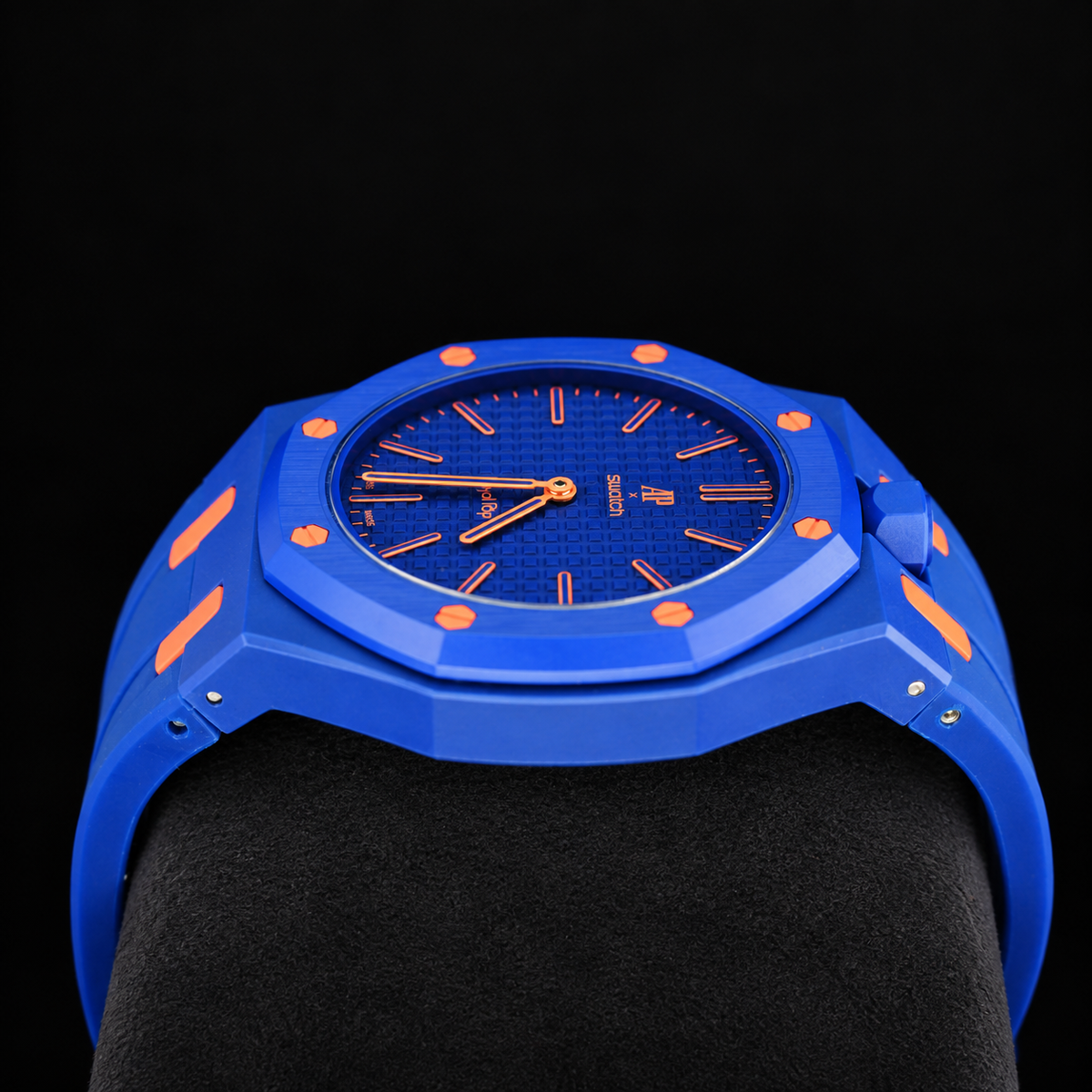 AP Swatch Royal Pop ORENJI HACHI Bio-ceramic Pocket Watch SSX03L103N side view