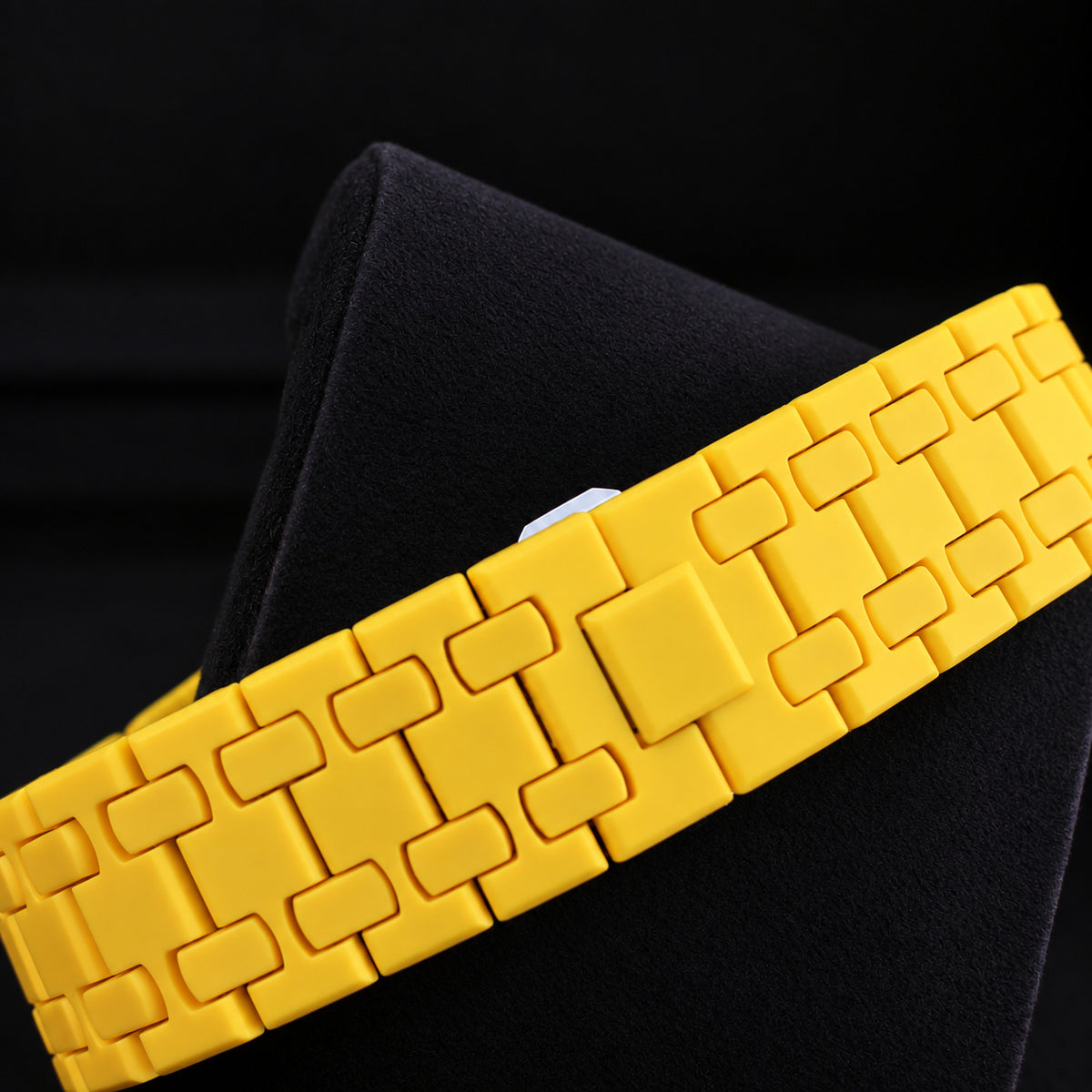 Audemars Piguet x Swatch Royal Pop OTG ROZ SSX03J100N in yellow Bioceramic case and bracelet