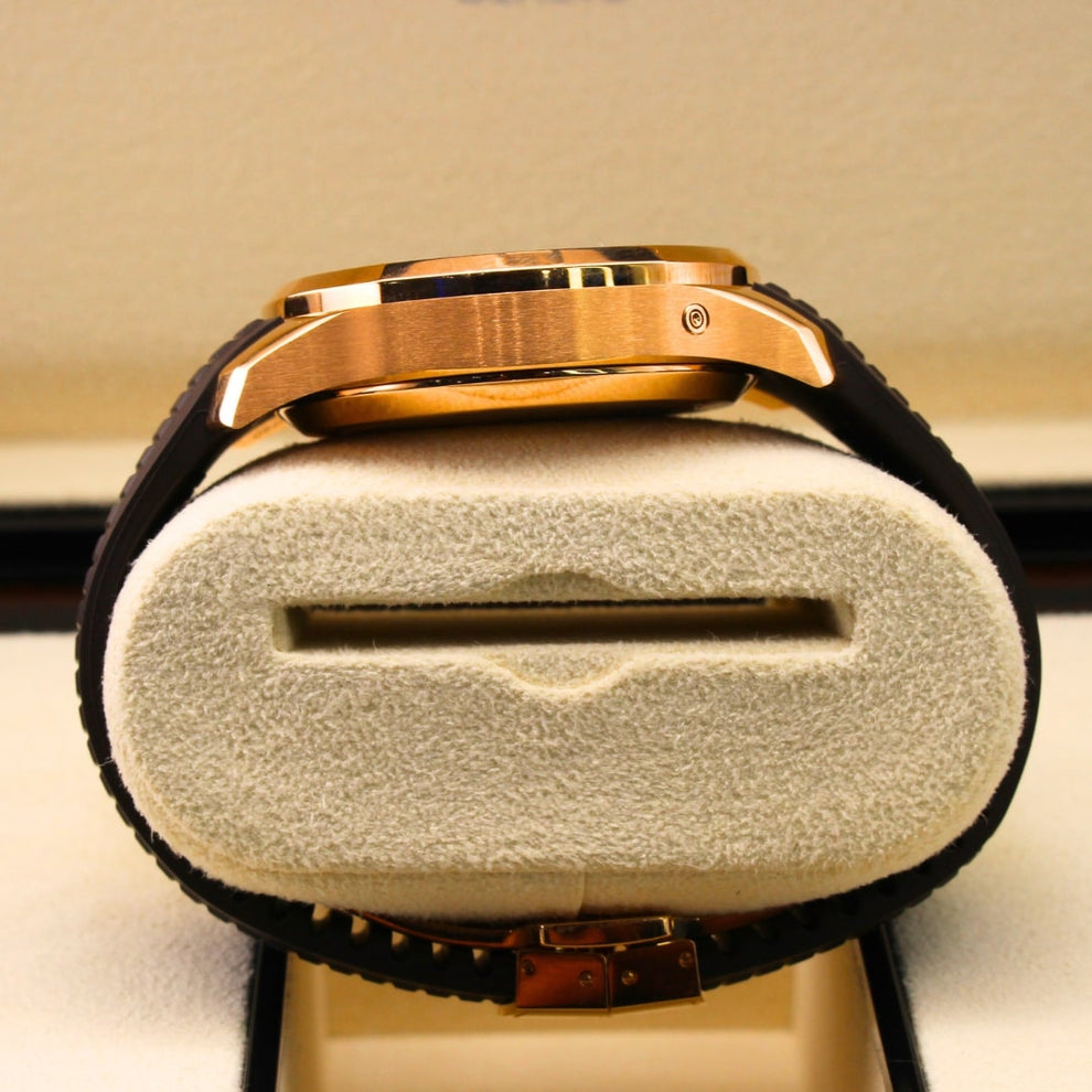 nan patek philippe aquanaut 5968r 001 date sweep seconds 2023 - product image from Imperial Time UK Ltd