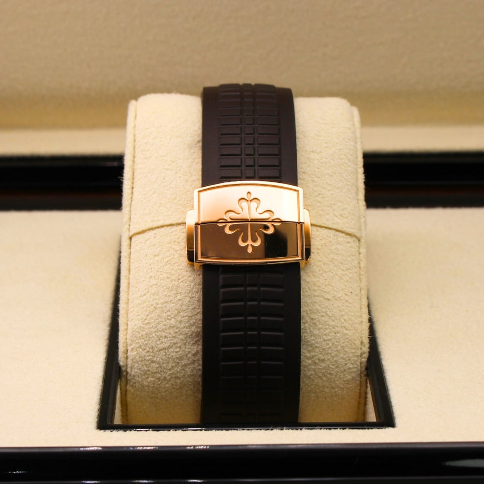 nan patek philippe aquanaut 5968r 001 date sweep seconds 2023 - product image from Imperial Time UK Ltd