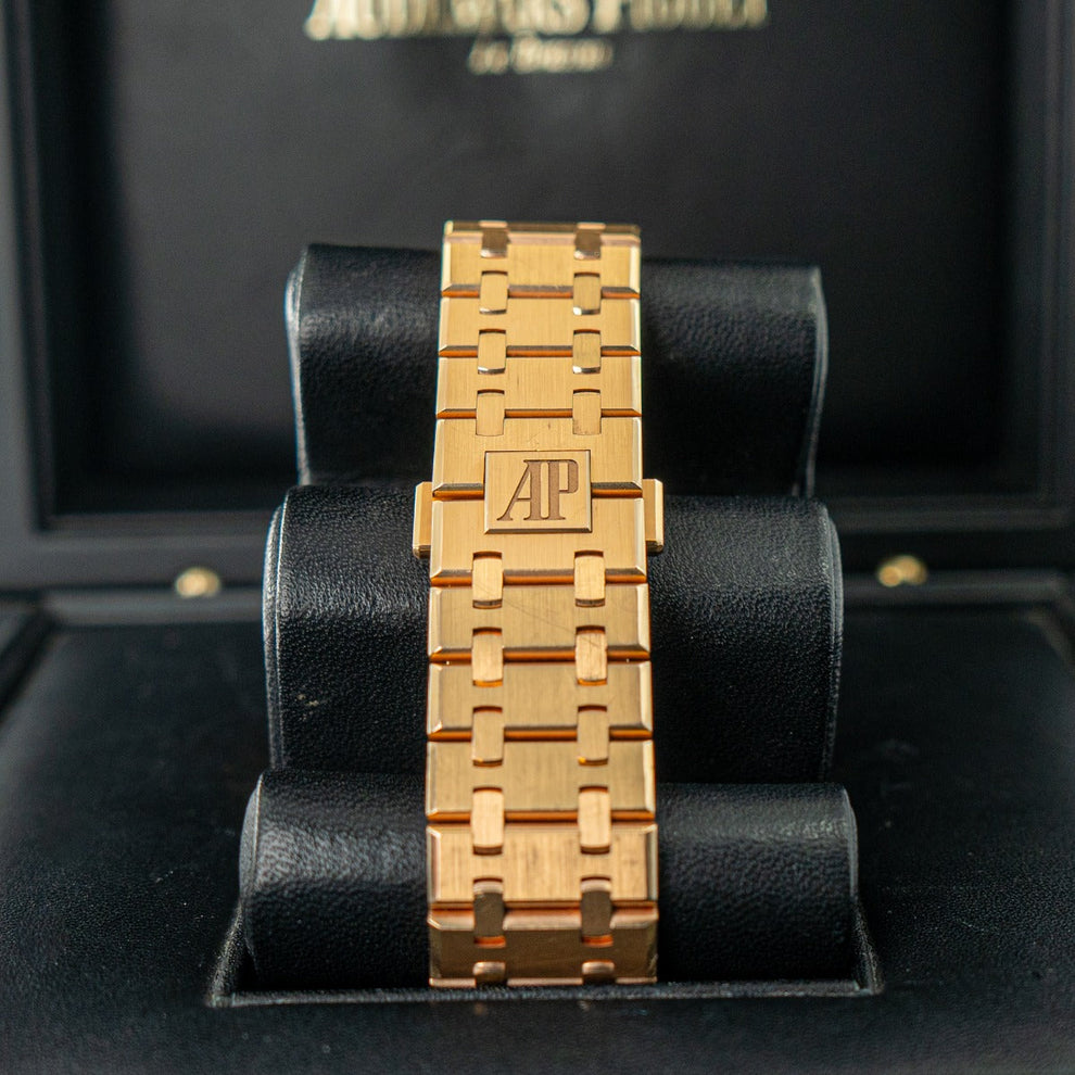 nan audemars piguet royal oak chronograph 26320or oo 1220or 01 black dial - product image from Imperial Time UK Ltd