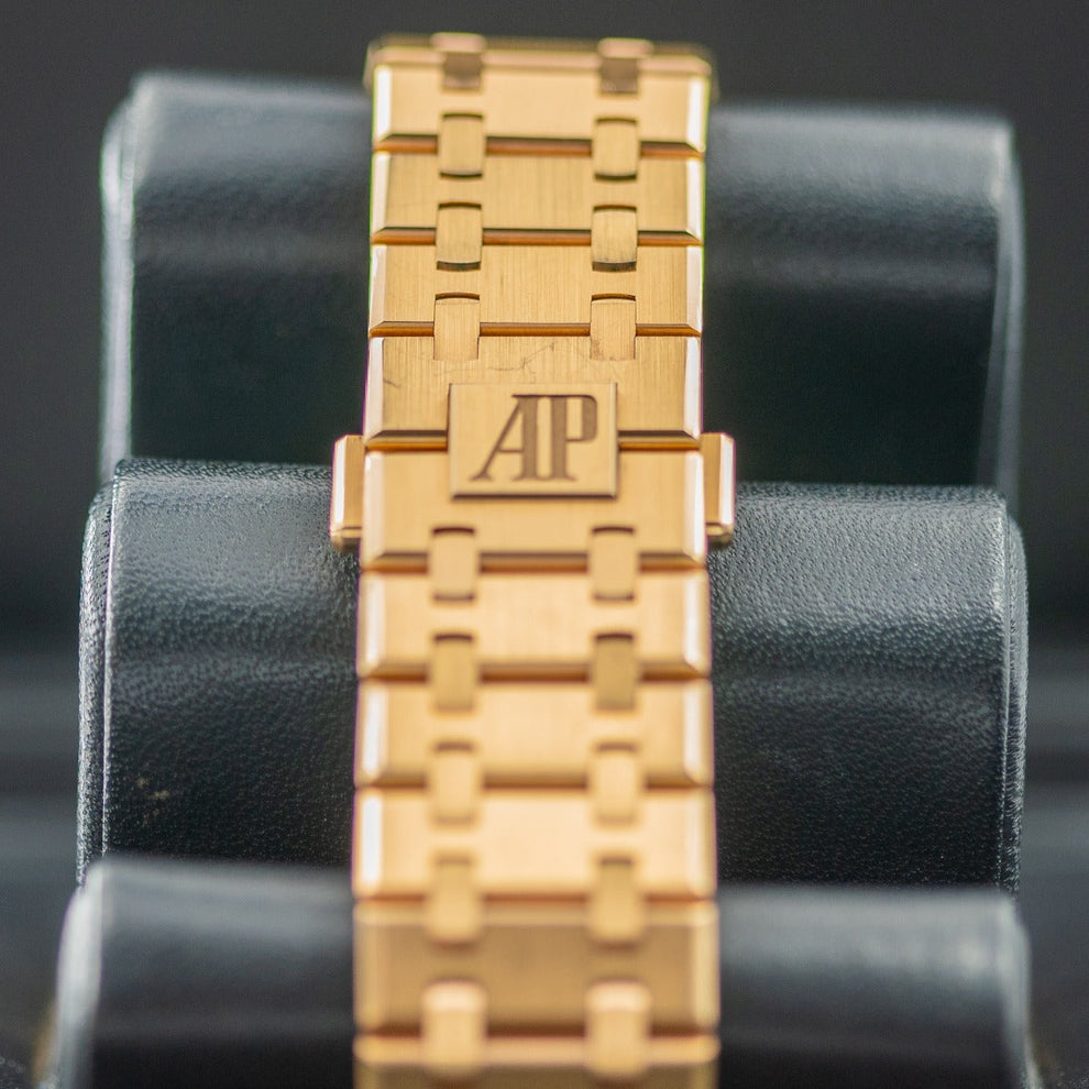 nan audemars piguet royal oak chronograph 26320or oo 1220or 01 black dial - product image from Imperial Time UK Ltd