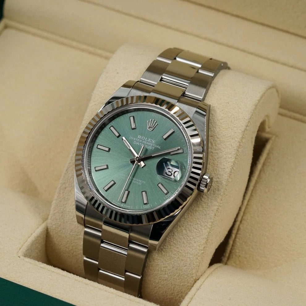 Rolex Datejust 41 126334 Oyster Bracelet Green Dial Stainless Steel 2023 Unworn Condition Fluted Bezel 41 Mm Mechanical Watch - product image from Imperi...
