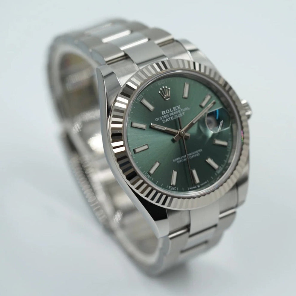 Rolex Datejust 41 126334 Oyster Bracelet Green Dial Stainless Steel 2023 Unworn Condition Fluted Bezel 41 Mm Mechanical Watch - product image from Imperi...