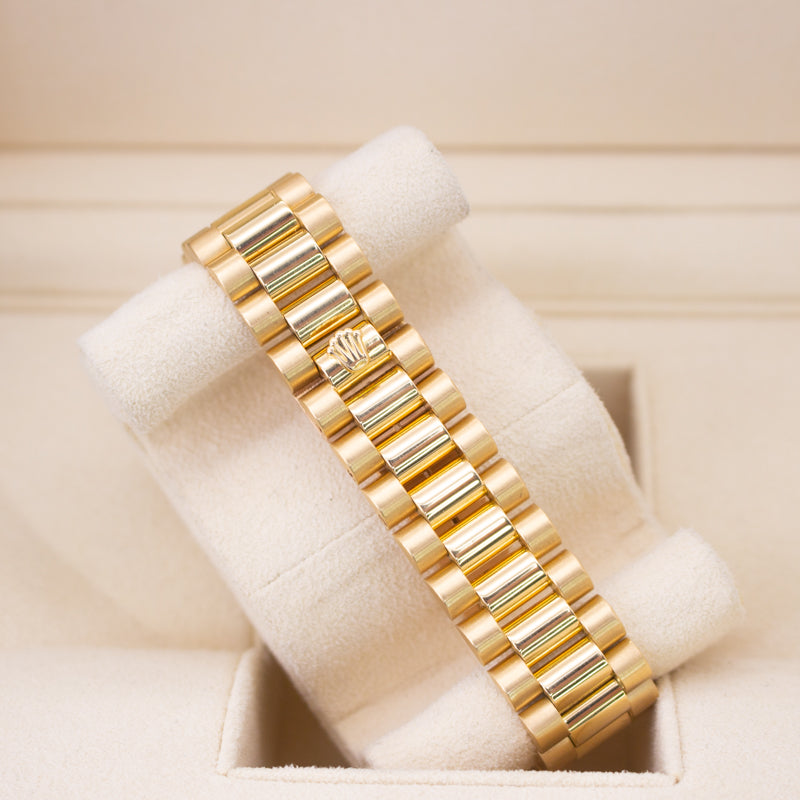 Rolex Day Date 18038 President Bracelet Champagne Dial Yellow Gold Pristine Condition Fluted Bezel 40 Mm Mechanical Watch - product image from Imperial T...
