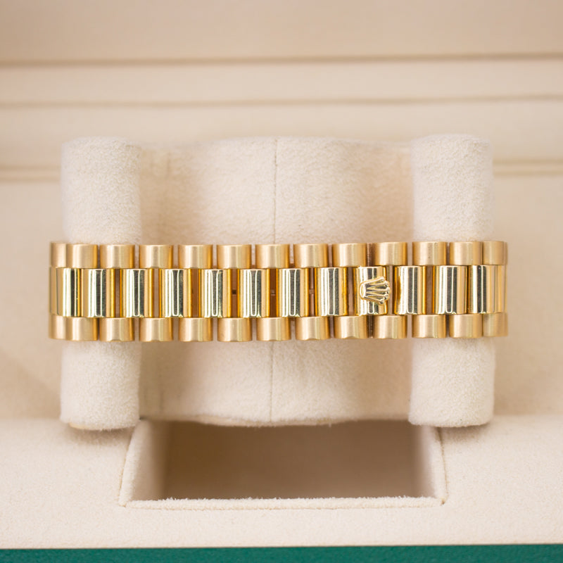Rolex Day Date 18038 President Bracelet Champagne Dial Yellow Gold Pristine Condition Fluted Bezel 40 Mm Mechanical Watch - product image from Imperial T...