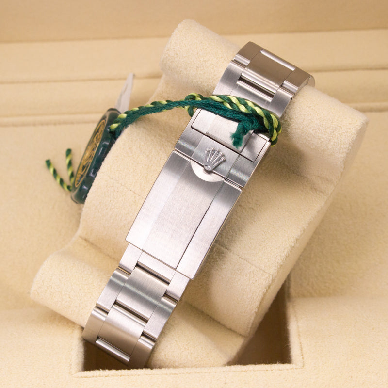 Rolex Air King 126900 Oyster Bracelet Black Dial Stainless Steel 2022 Unworn Condition Smooth Bezel 40 Mm Mechanical Watch - product image from Imperial ...