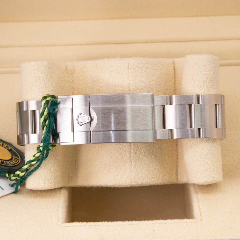Rolex Air King 126900 Oyster Bracelet Black Dial Stainless Steel 2022 Unworn Condition Smooth Bezel 40 Mm Mechanical Watch - product image from Imperial ...