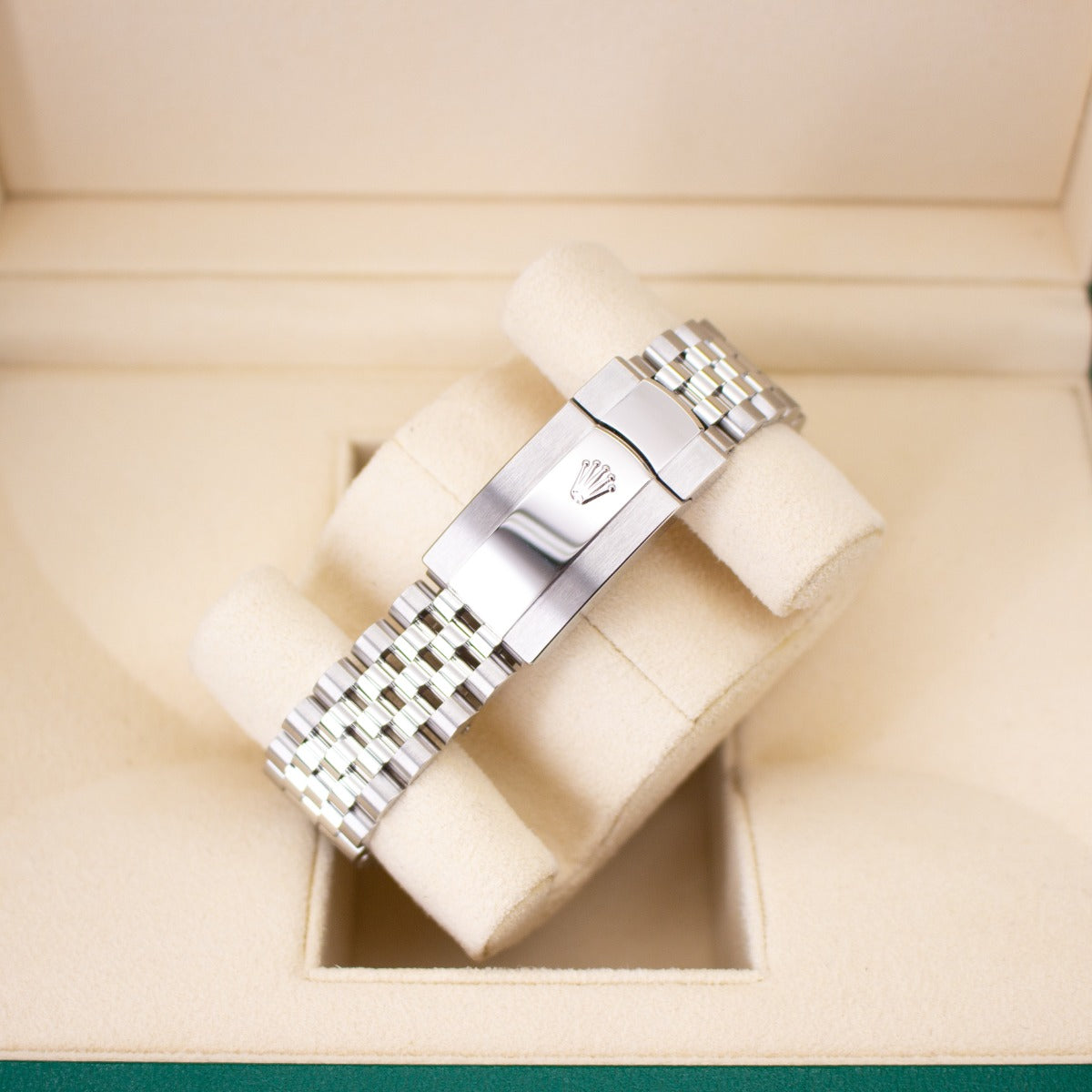 Rolex DateJust 41 126300 - Azzuro Blue Roman Dial - 2021 Unworn