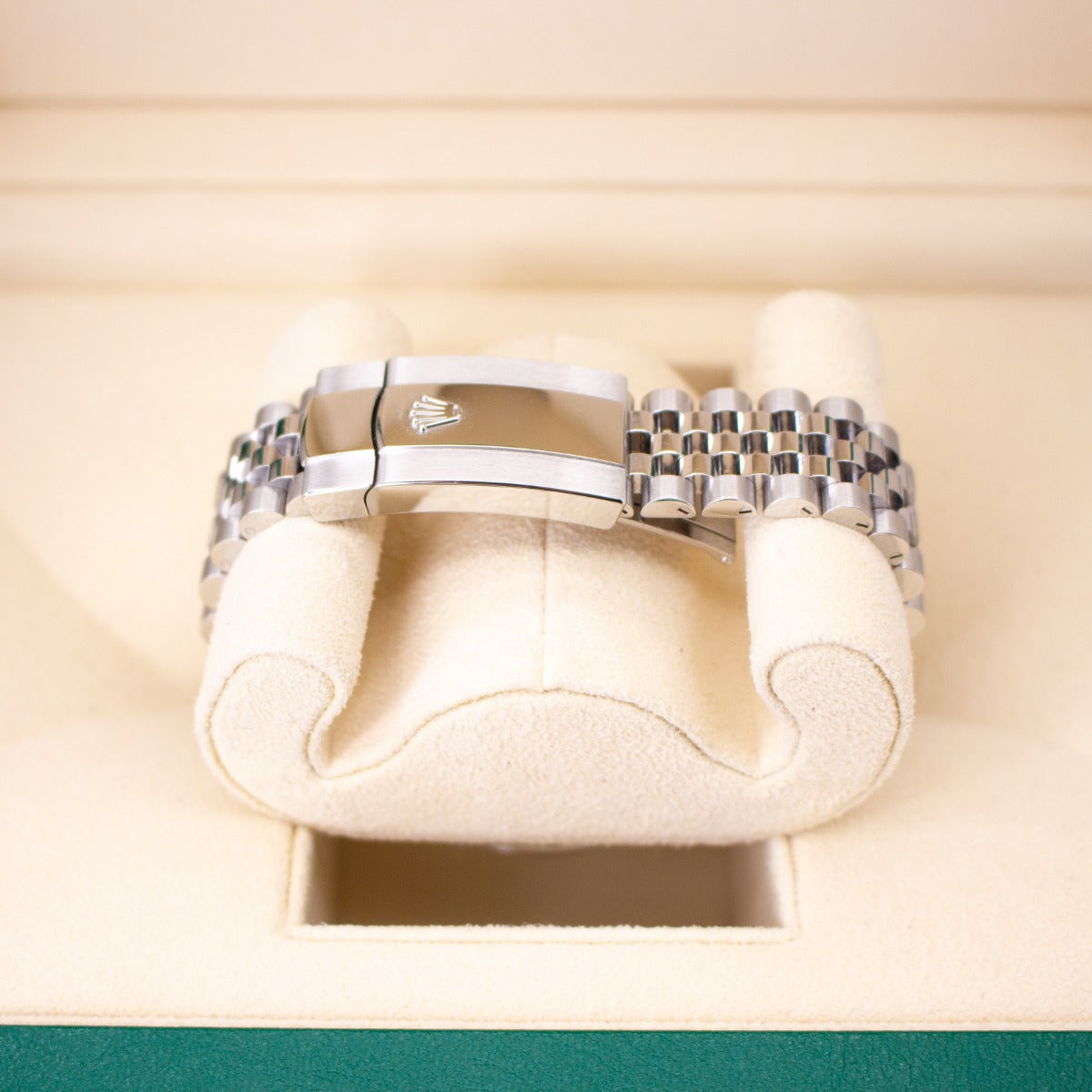 Rolex DateJust 41 126300 - Azzuro Blue Roman Dial - 2021 Unworn