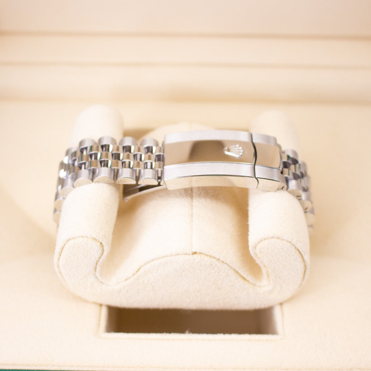 Rolex DateJust 41 126300 - Azzuro Blue Roman Dial - 2021 Unworn