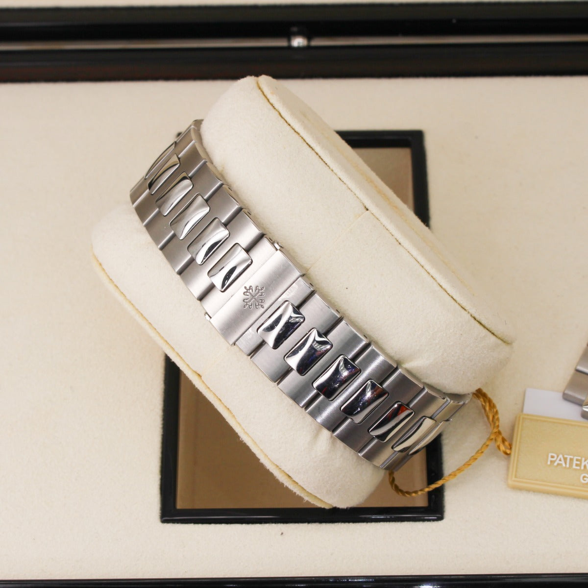 nan patek philippe nautilus 5711 1a 010 blue dial discontinued 2018 - product image from Imperial Time UK Ltd