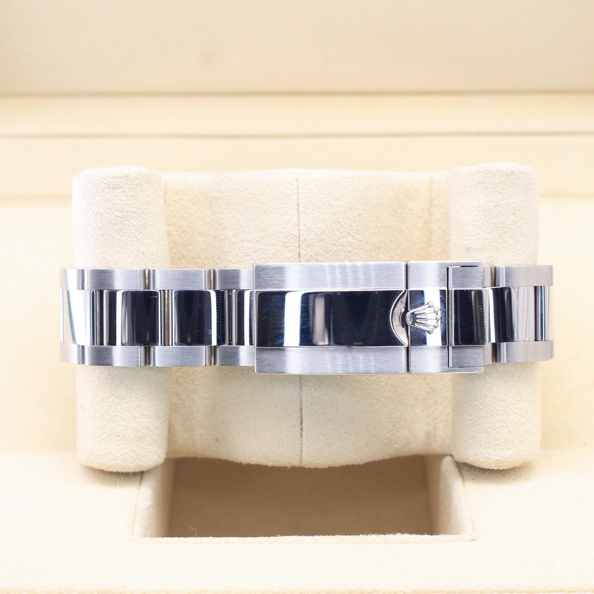 Rolex GMT-Master II 126710BLRO Pepsi Oyster Bracelet 2023