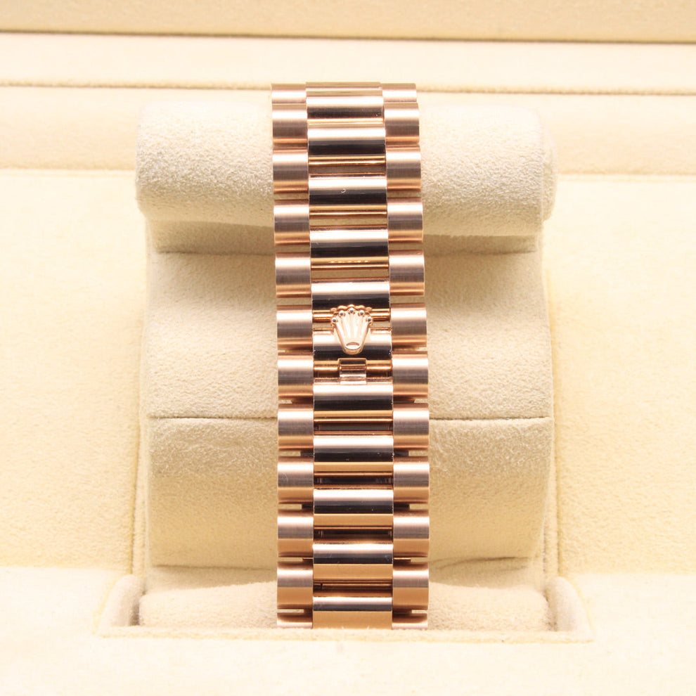 Rolex Day Date 228235 President Bracelet Black Dial Rose Gold 2022 Unworn Condition Fluted Bezel 40 Mm Mechanical Watch - product image from Imperial Tim...