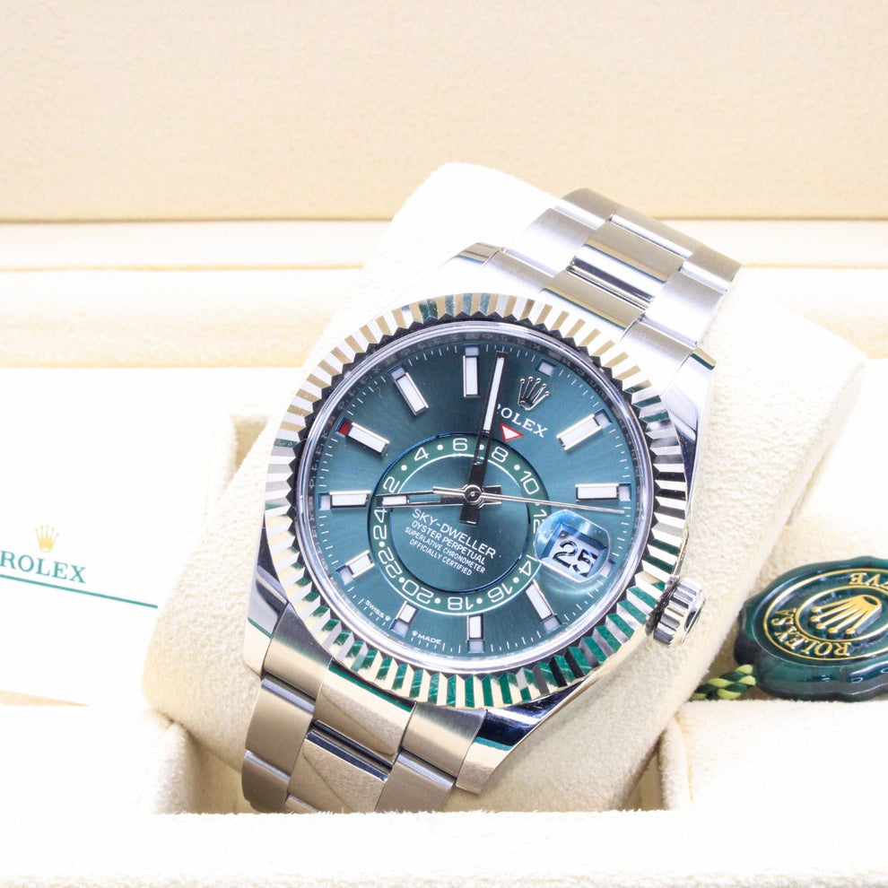 Rolex Sky-Dweller 336934 green dial with Oyster bracelet, 2026