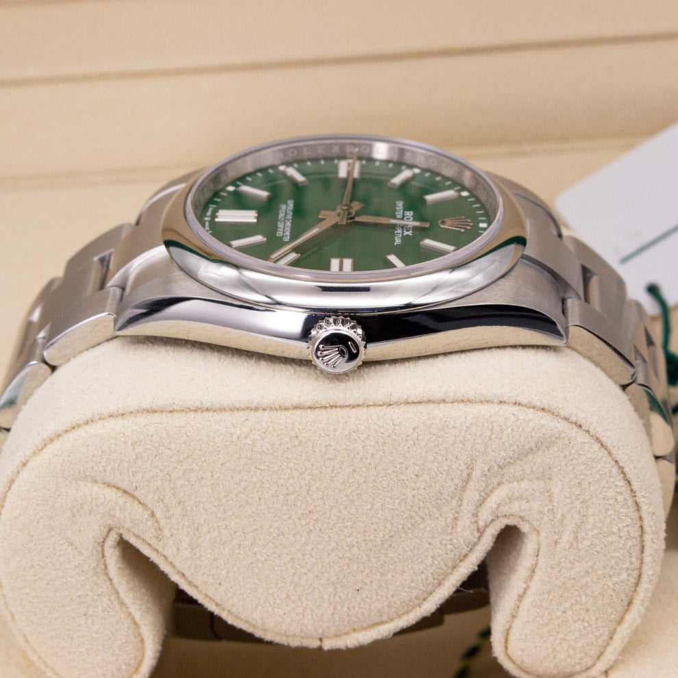 Rolex Oyster Perpetual 124300 Oyster Bracelet Green Dial Stainless Steel 2024 Pristine Condition Smooth Bezel 41 Mm Mechanical Watch - product image from...