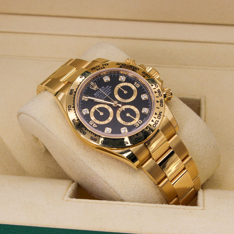 Rolex Daytona 116508 fixed tachymeter bezel with black diamond dial