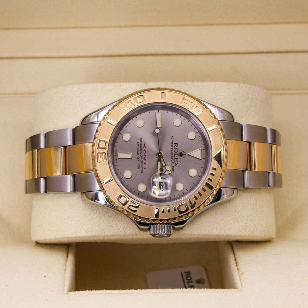 Rolex Yacht-master 40 16623 Oyster Bracelet Black Dial Yellow Gold Good Condition Bidirectional Rotating 40 Mm Mechanical Watch - product image fro...
