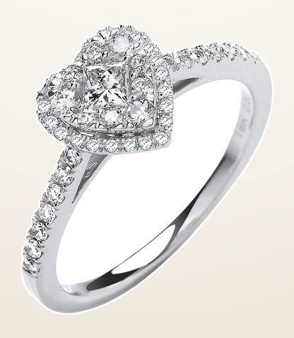 IT_ROLE:detail_crop | 18ct Heart Shaped 0.50ctw Dress Ring.
