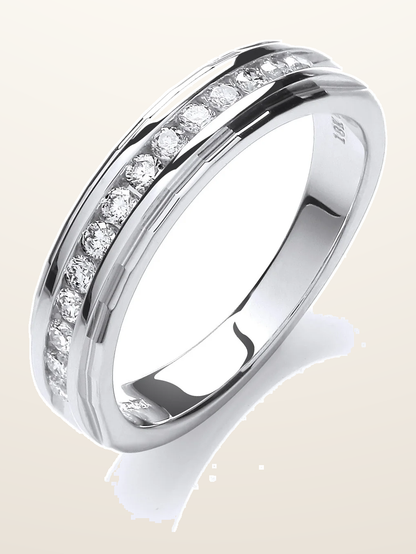 IT_ROLE:detail_crop | 18ct White Gold 0.25ctw Diamond Eternity Ring