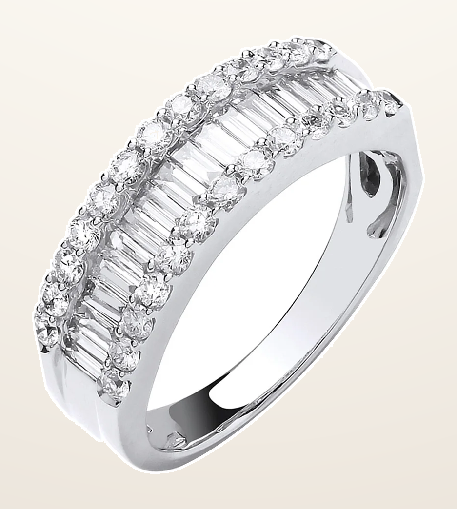 IT_ROLE:detail_crop | 18ct White Gold 1.00ct Baguette & Brilliant Cut Diamond ET Ring