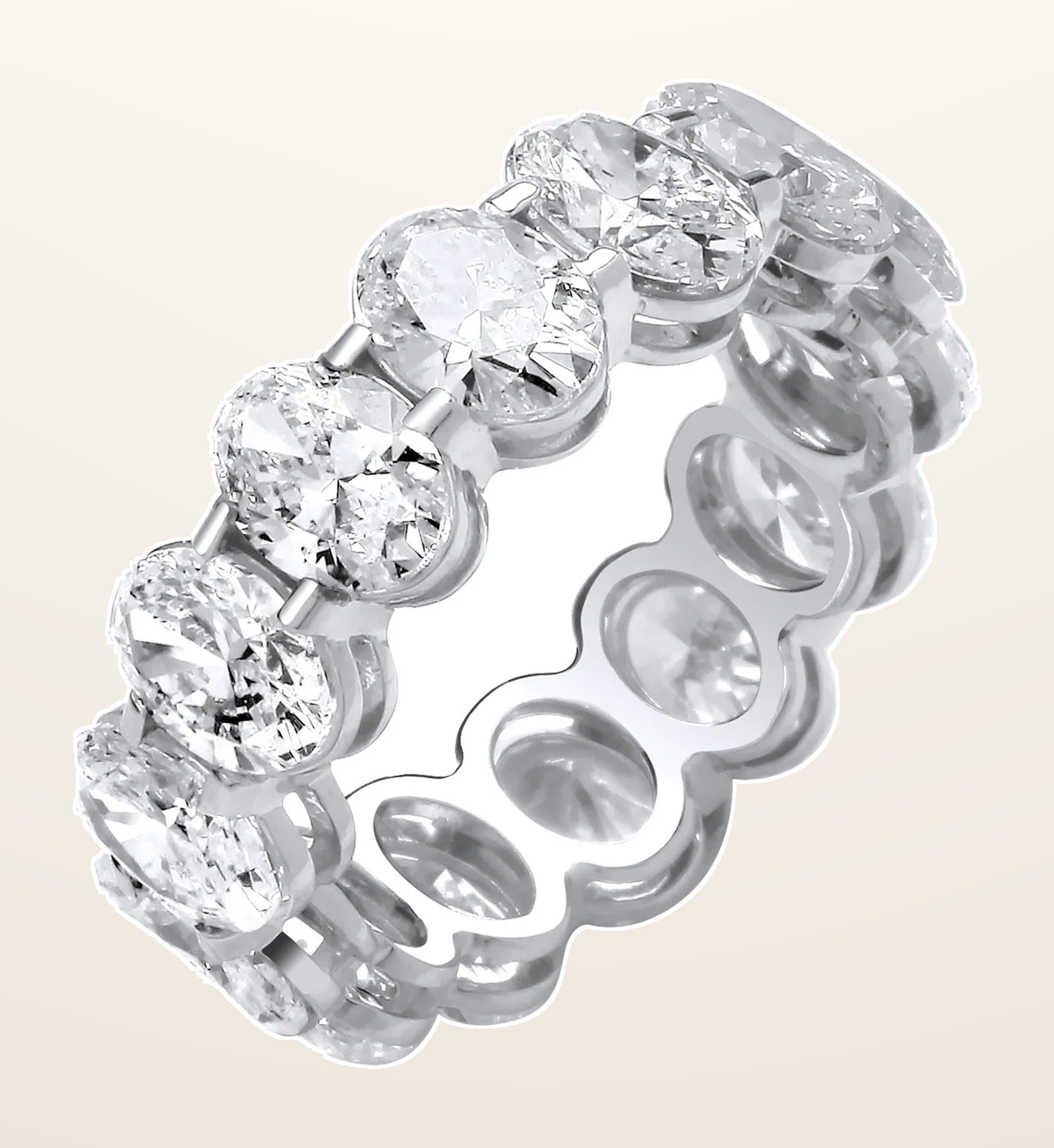 IT_ROLE:detail_crop | 18ct White Gold 7.00ctw Oval Cut Lab Grown Diamond Eternity Ring White GoldI Certified