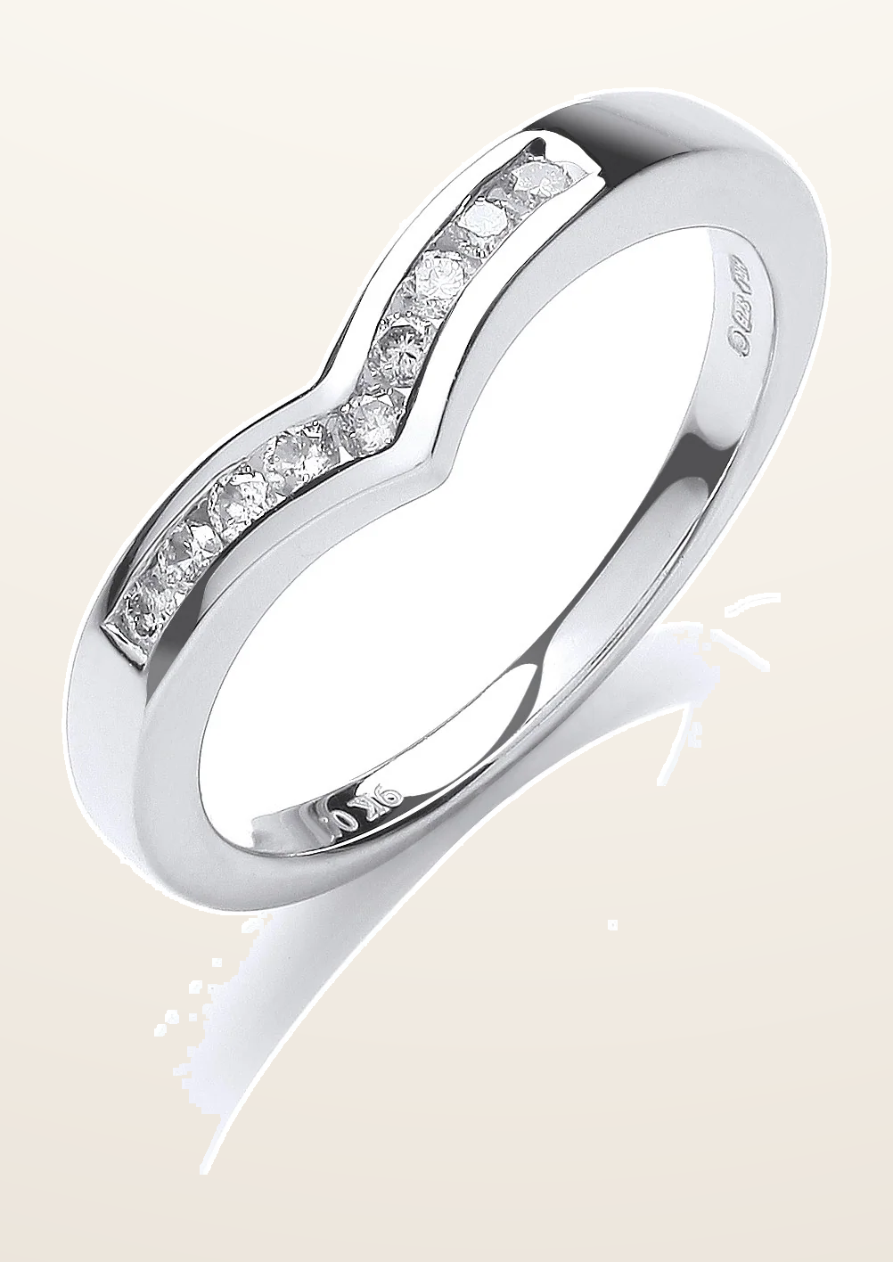 IT_ROLE:detail_crop | 9ct White Gold 0.15ct Diamond Wishbone Ring