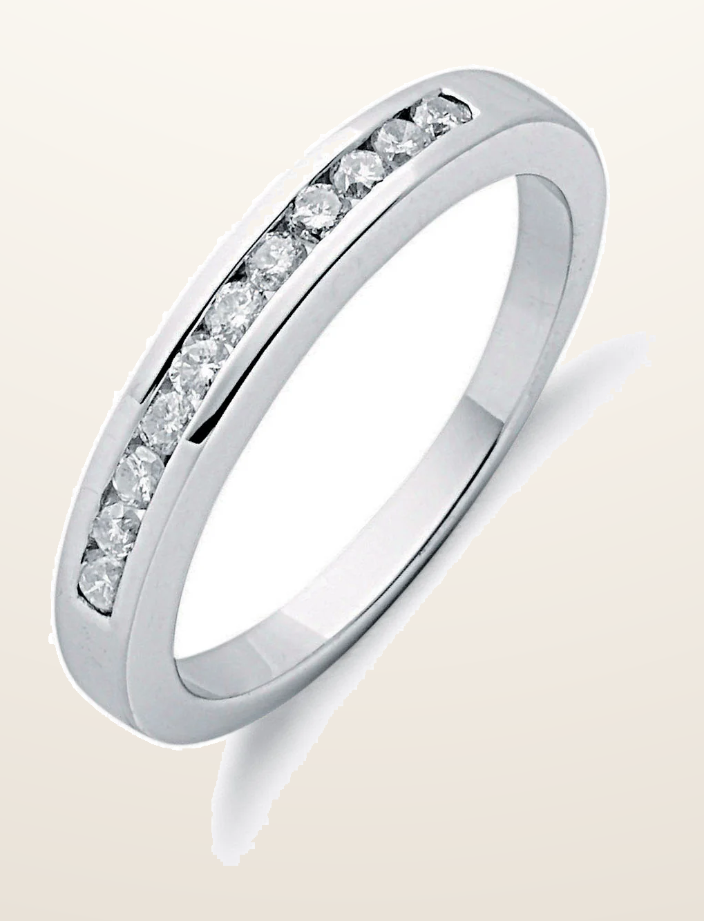 IT_ROLE:detail_crop | 9ct White Gold 0.25ctw Diamond Eternity Ring