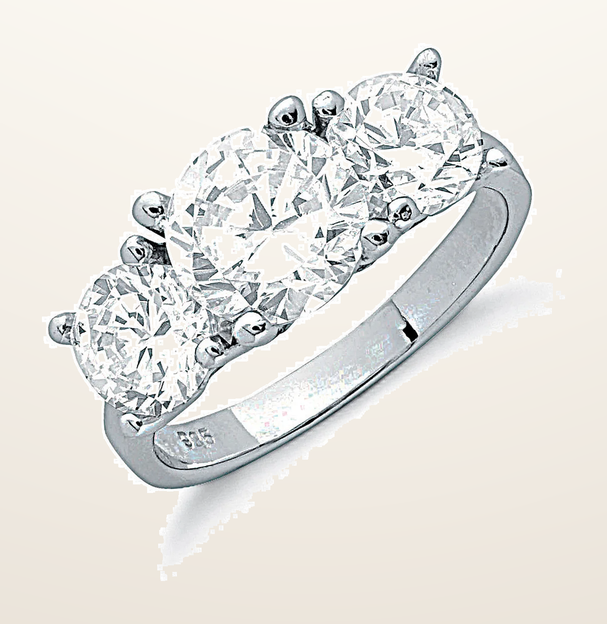 IT_ROLE:detail_crop | Silver Claw Set Cubic Zirconia Trilogy Ring