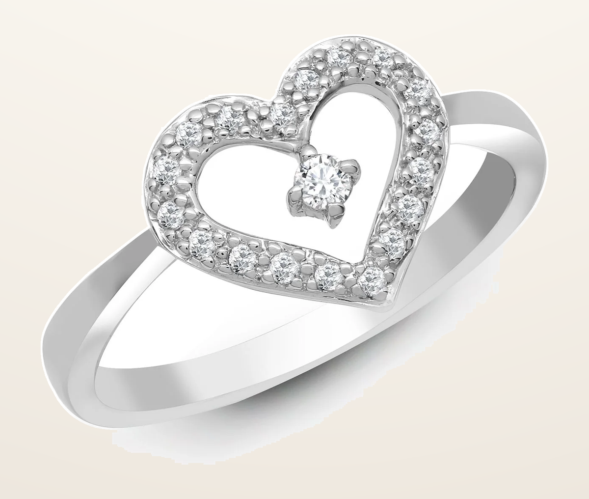 IT_ROLE:detail_crop | 18ct White Gold Heart Shaped Natural Diamond Ring