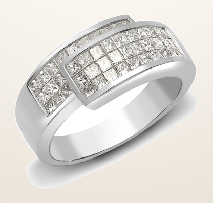 IT_ROLE:detail_crop | 18ct White Gold Natural Diamond Ring