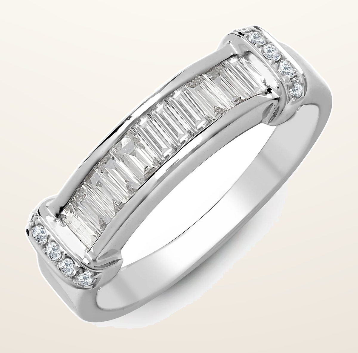 IT_ROLE:detail_crop | 18ct White Gold 0.52ct Natural Diamond Round Brilliant Cut & Baguette Ring