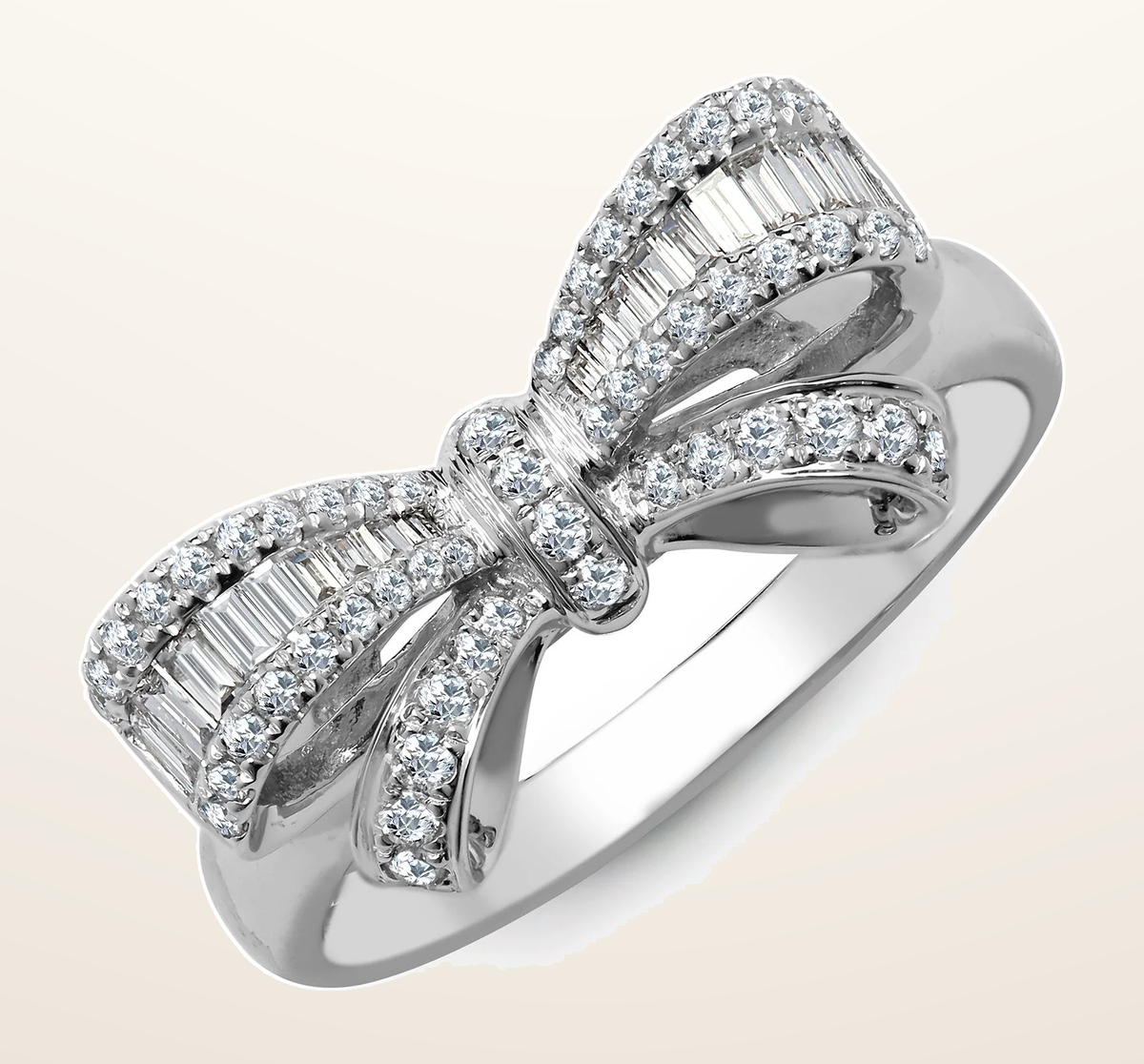 IT_ROLE:detail_crop | 18ct White Gold 0.46ct Natural Diamond Round Brilliant Cut & Baguette Bow Ring