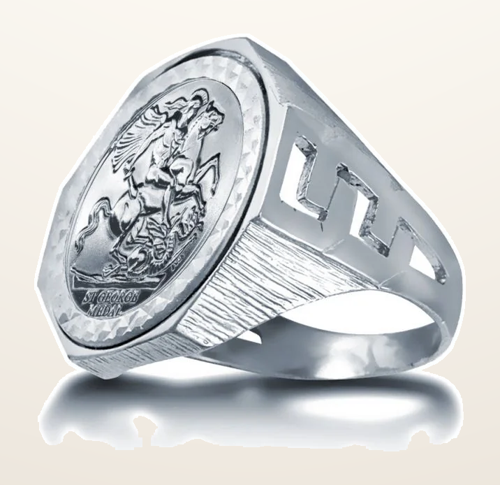 IT_ROLE:detail_crop | 925 Silver Full Sovereign Ring
