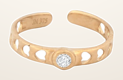 IT_ROLE:detail_crop | 9ct Yellow Cubic Zirconia set & hearts toe ring