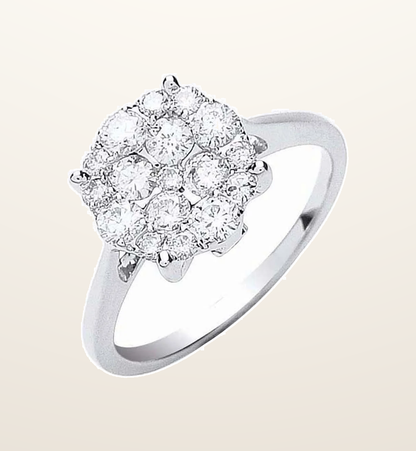 IT_ROLE:presentation_crop | 18ct White Gold 0.75ct Cluster Diamond Ring