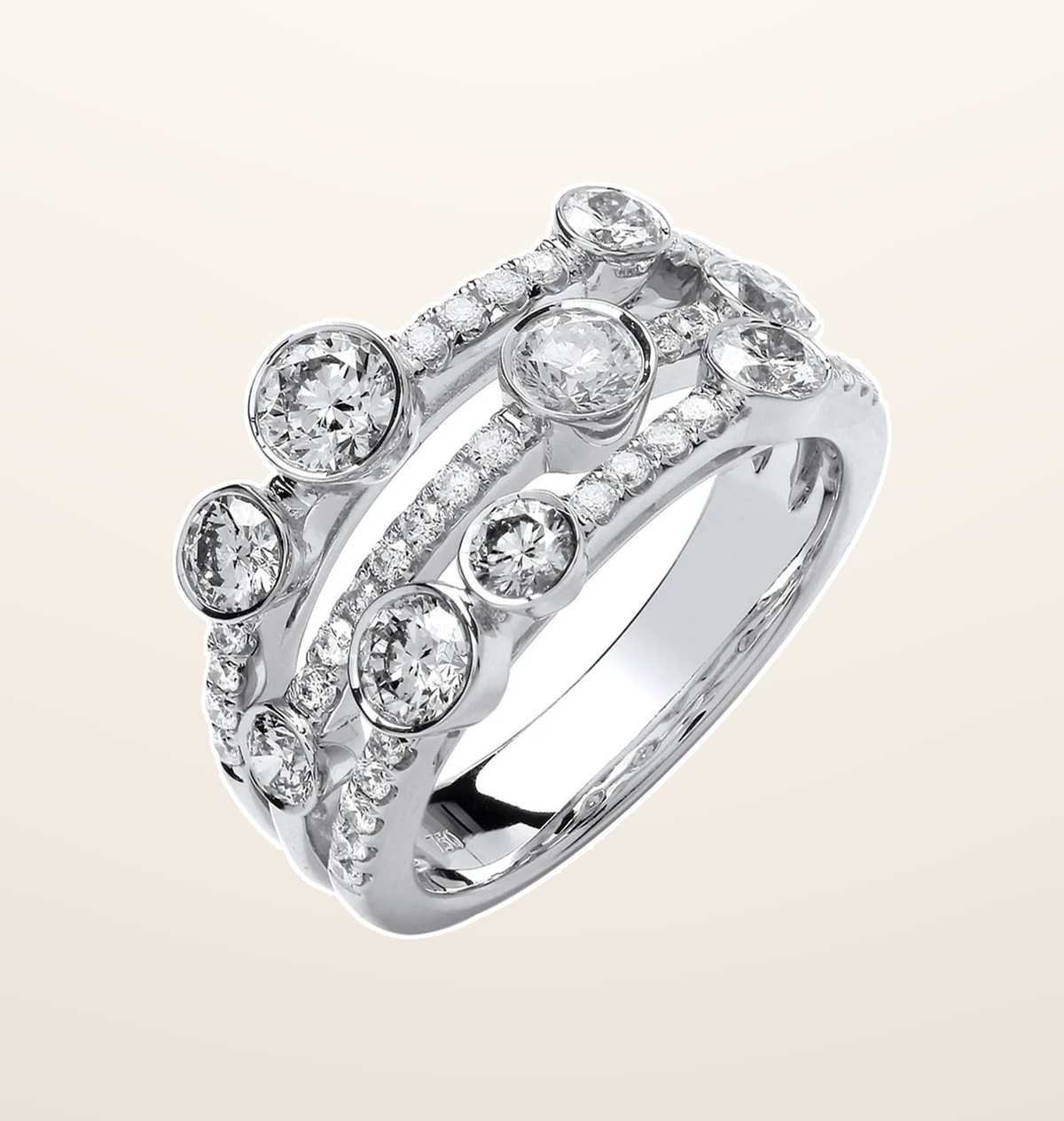 IT_ROLE:presentation_crop | 18ct White Gold 1.70ct GH-SI Diamond Dress Ring