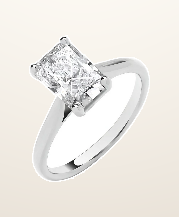IT_ROLE:presentation_crop | 18ct White Gold 2.00ctw Radiant Cut LAB GROWN Diamond Ring IGI Certified