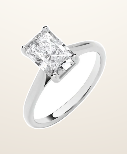 IT_ROLE:presentation_crop | 18ct White Gold 2.00ctw Radiant Cut LAB GROWN Diamond Ring IGI Certified