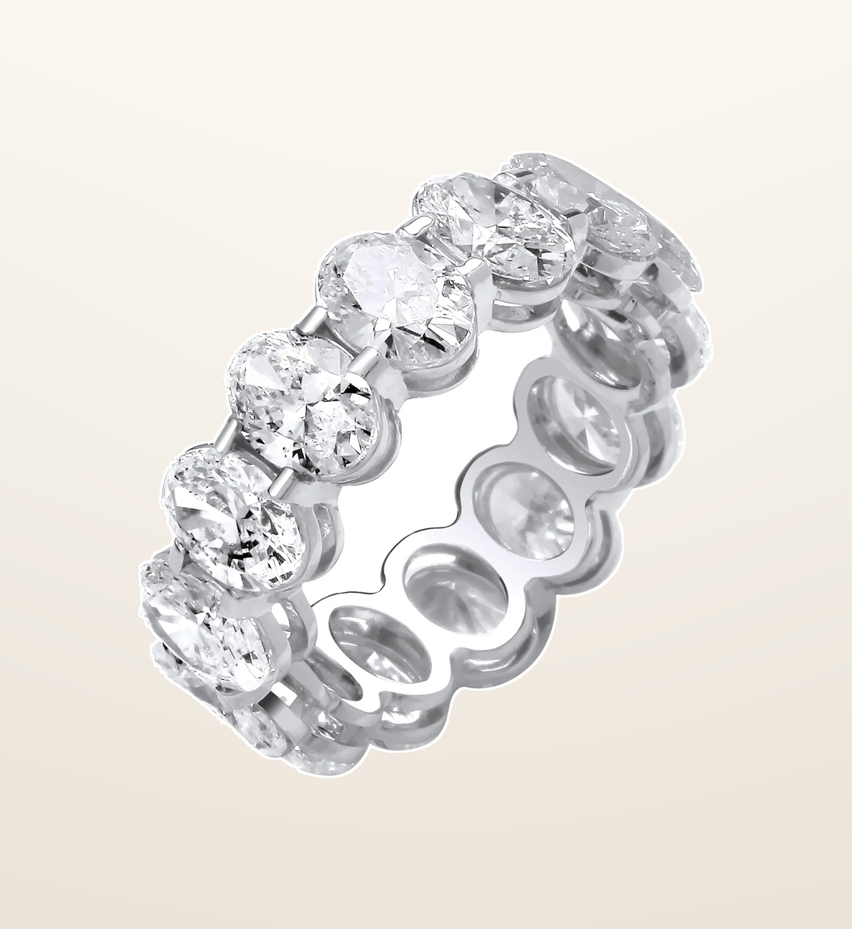 IT_ROLE:presentation_crop | 18ct White Gold 7.00ctw Oval Cut Lab Grown Diamond Eternity Ring White GoldI Certified