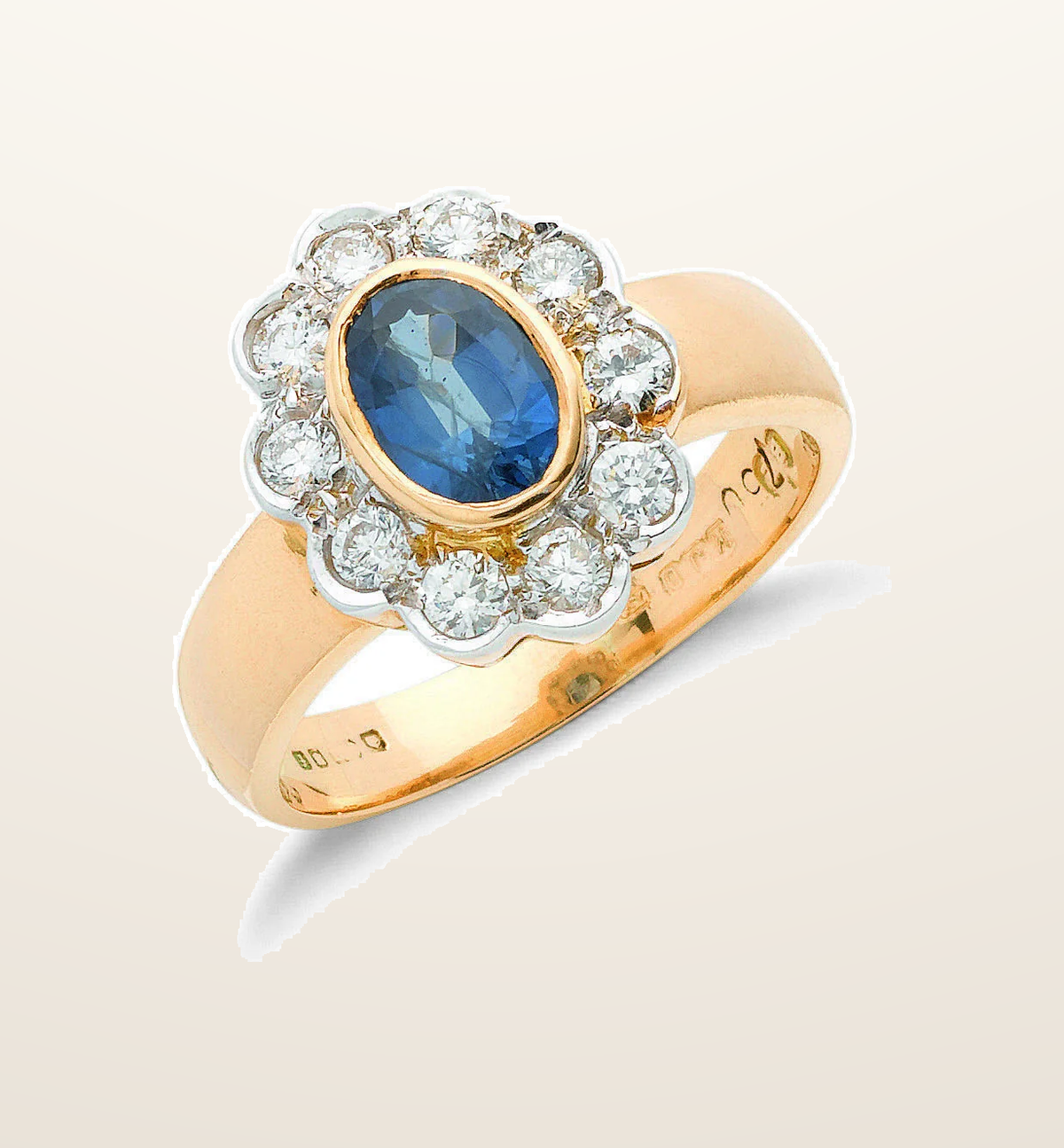 IT_ROLE:presentation_crop | 18ct Yellow Gold 0.35ct Diamond & 0.80ct Blue Sapphire Cluster Ring