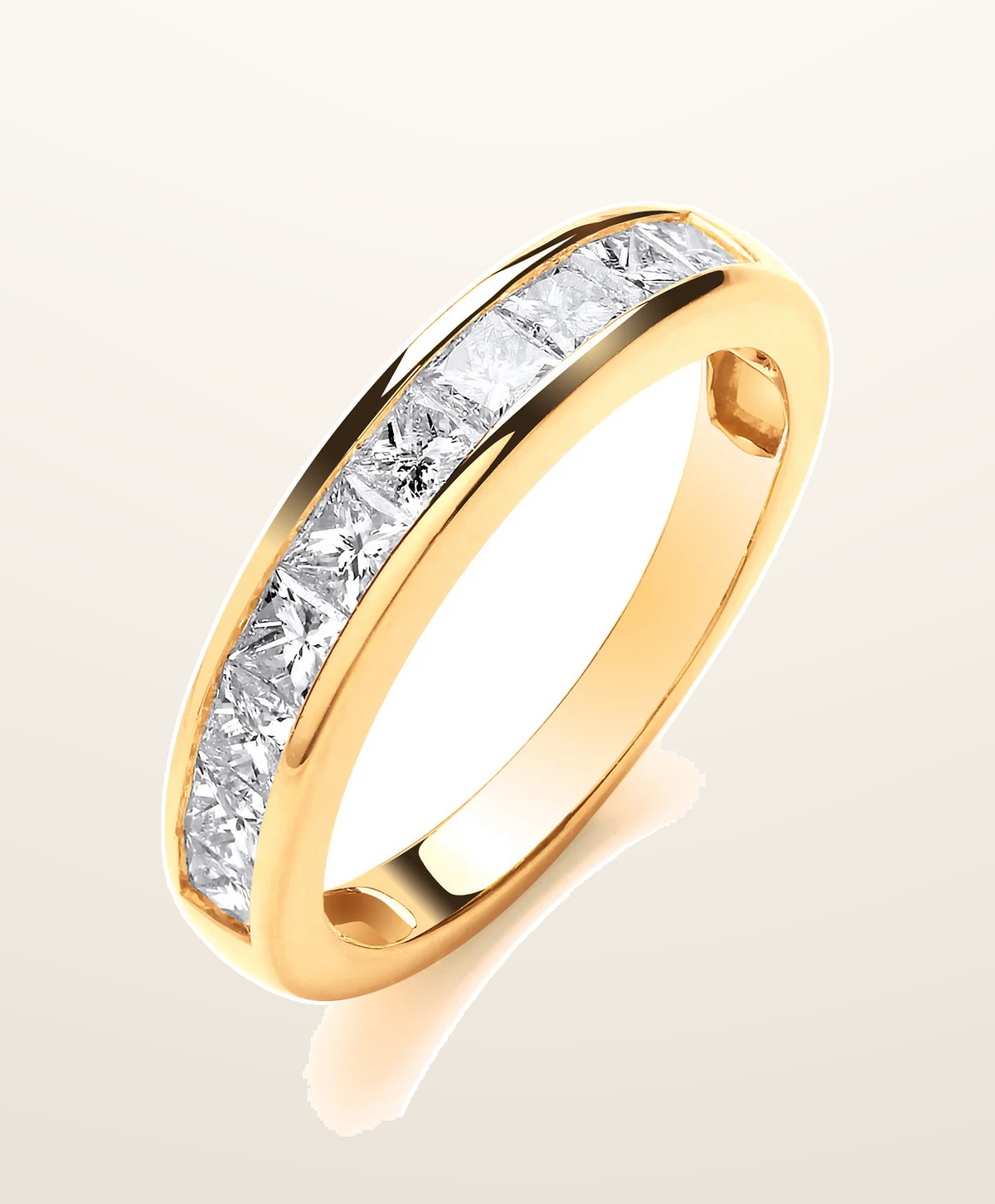 IT_ROLE:presentation_crop | 18ct Yellow Gold 1.00ctw Princess Cut Diamond Eternity Ring