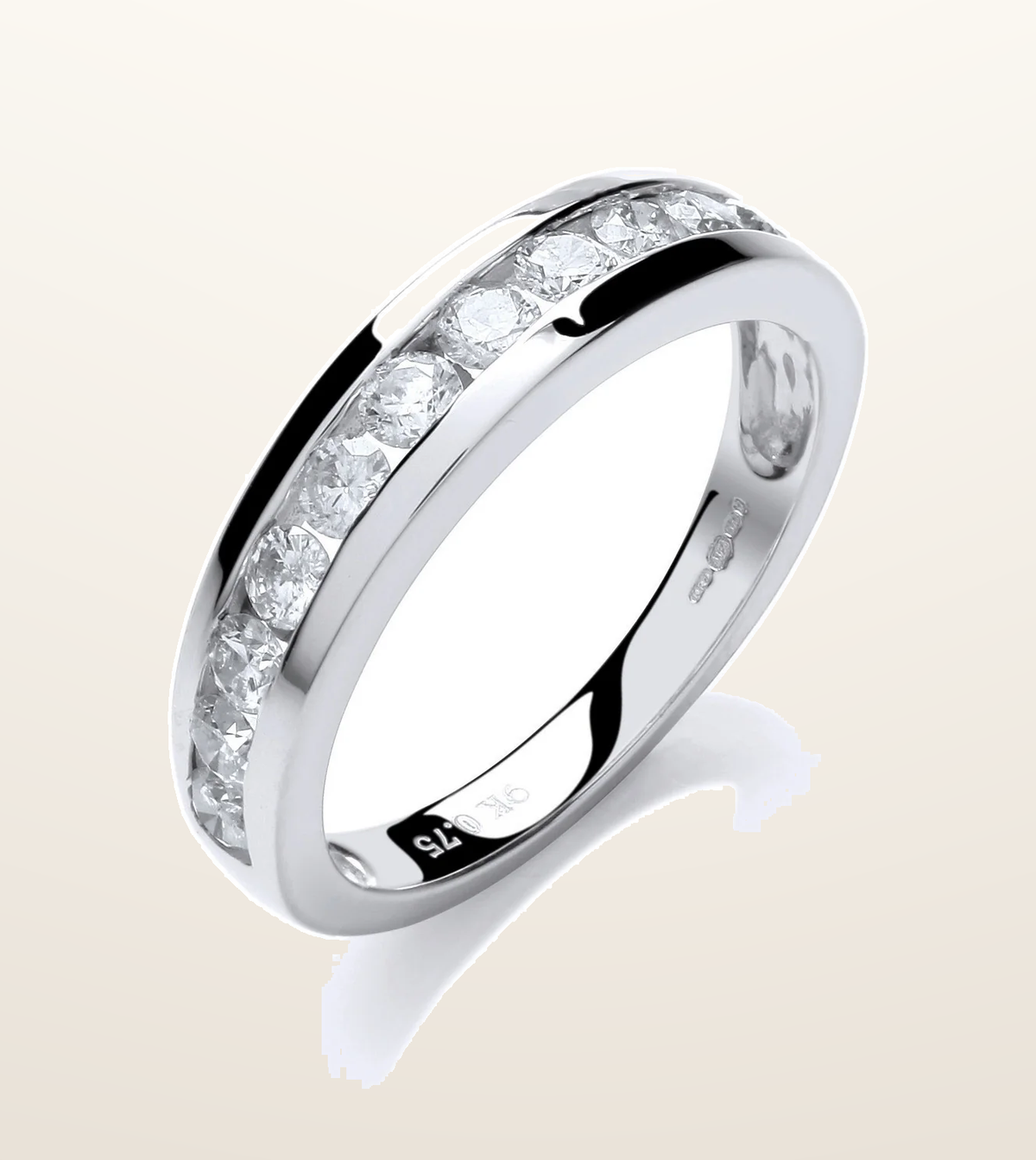 IT_ROLE:presentation_crop | 9ct White Gold 0.75ct Diamond Eternity Ring