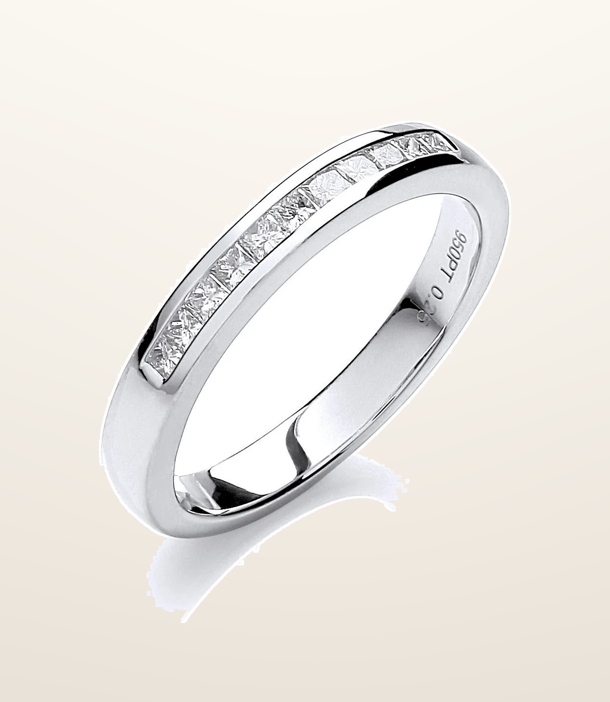 IT_ROLE:presentation_crop | Platinum 0.25ct G/H-Vs Diamond Half Eternity Ring