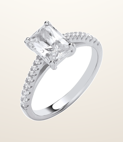 IT_ROLE:presentation_crop | Silver Emerald Cubic Zirconia Solitaire Ring