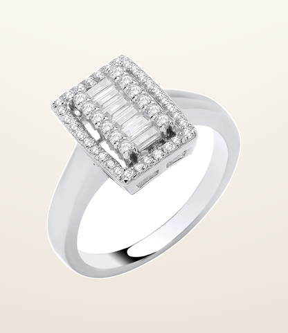 IT_ROLE:presentation_crop | Silver Emerald Halo Style Cubic Zirconias Ring