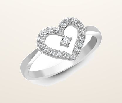 IT_ROLE:presentation_crop | 18ct White Gold Heart Shaped Natural Diamond Ring
